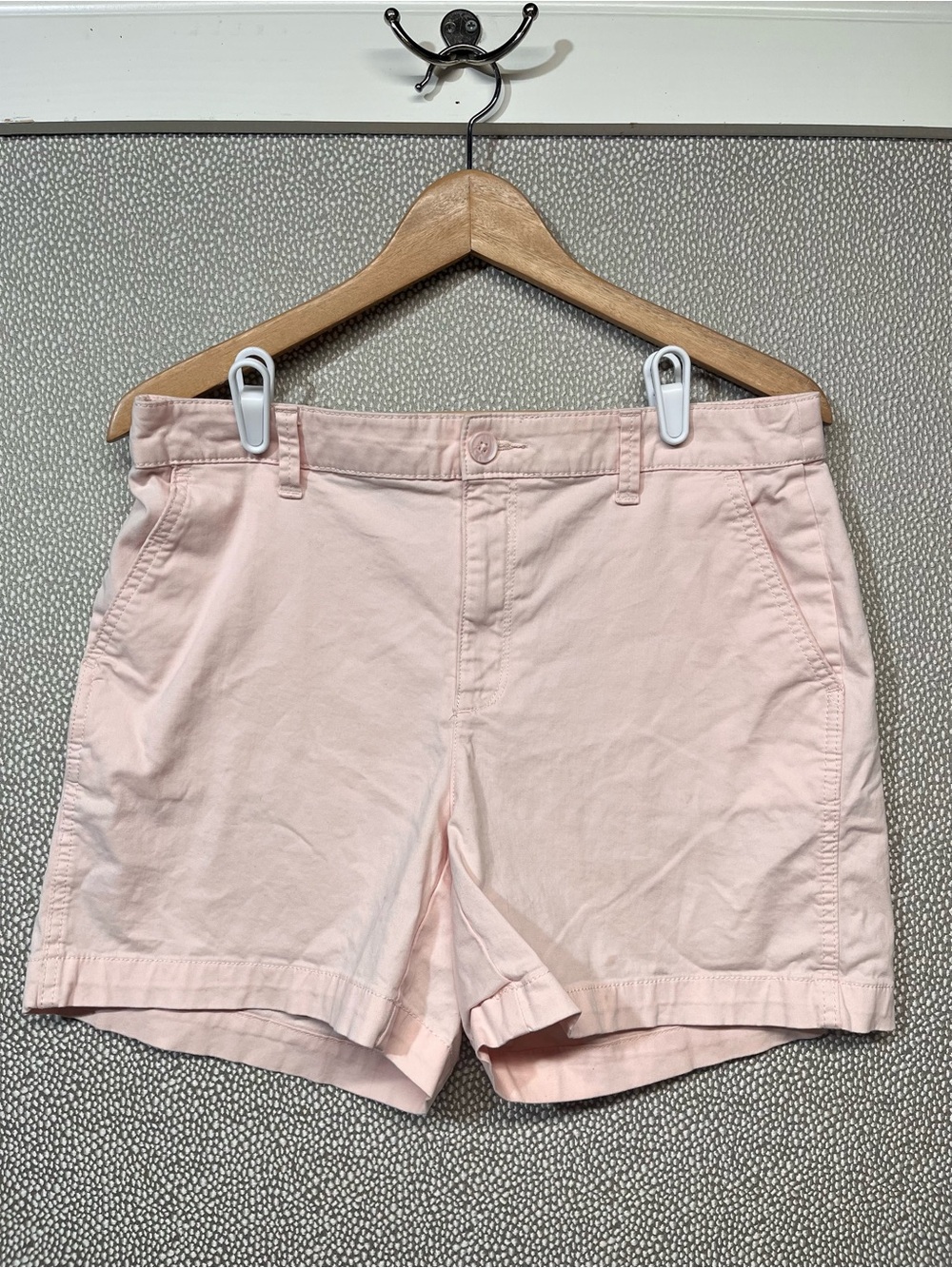 8 A New Day Women’s Classic Cotton Twill Shorts in Light Pink